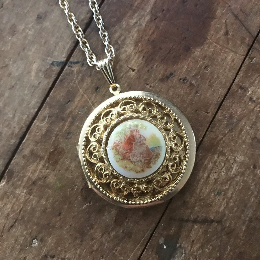 Vintage locket necklace - Picture 6 of 9